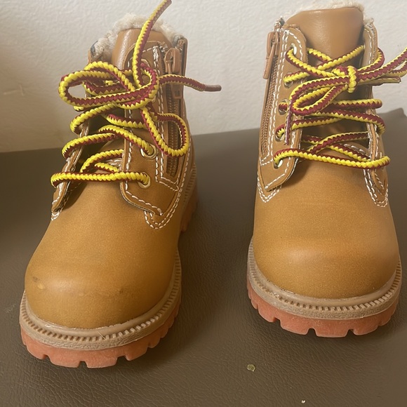 Toddler Timberlands - Picture 5 of 5